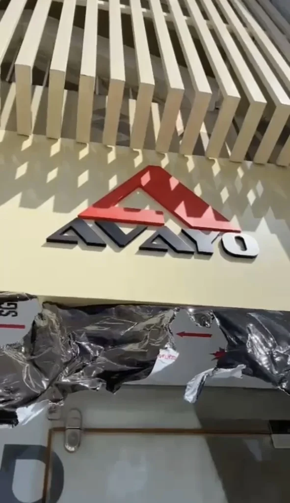 أيوب استيتية الوكيل الحصري لمنتجات Avayo للأرضيات المرتفعة في الأردن، حلول متطورة لمراكز البيانات والمكاتب والمرافق الصناعية.أرضيات مرتفعة Avayo الأردن أيوب استيتية وكيل Avayo Raised Access Floor Avayo Avayo Raised Floor System Raised Flooring Data Center